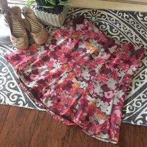 NWT Floral Swing Skirt